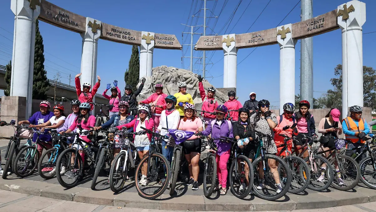 mujeres ciclistas